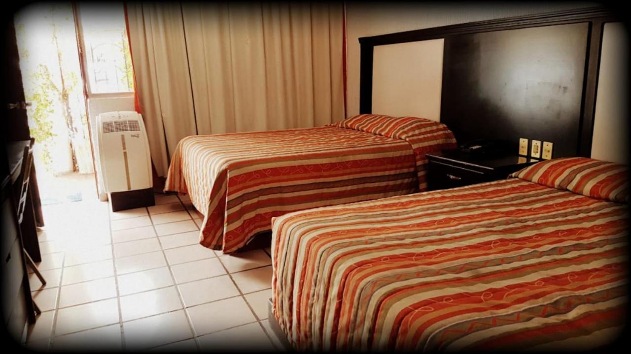 Hotel Florida Plaza ดูรังโก ภายนอก รูปภาพ
